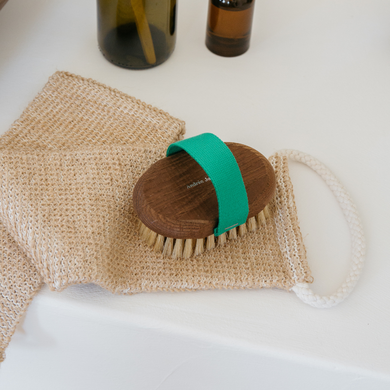 Brosse de massage et brossage à sec pour drainage lymphatique