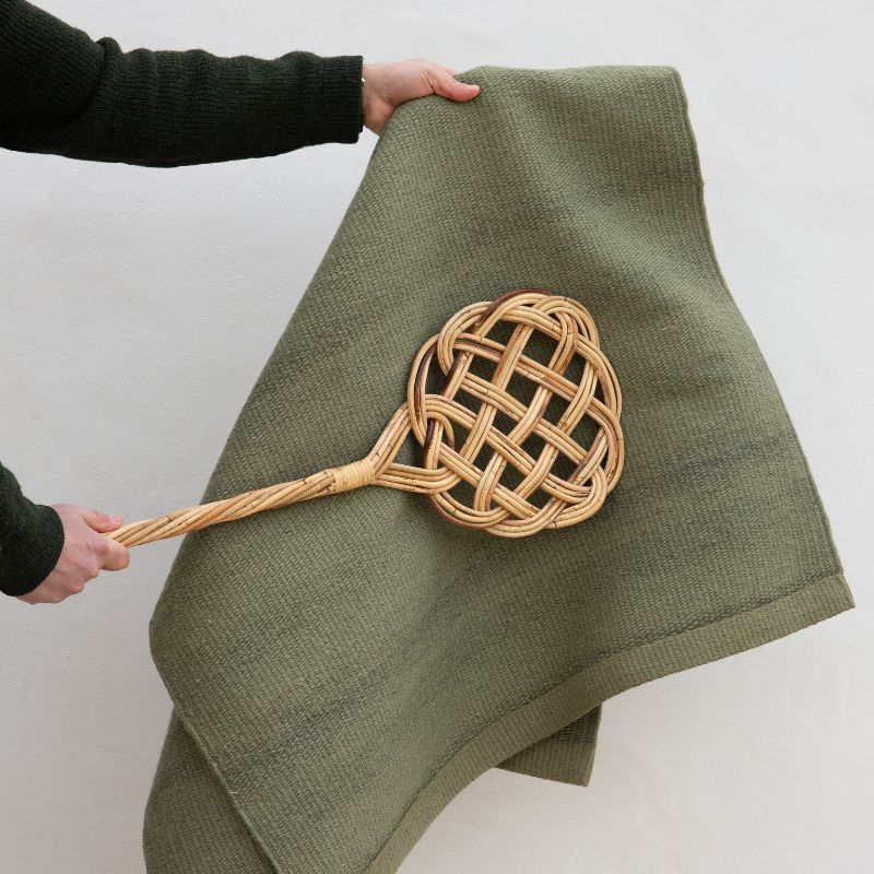 Wicker carpet beater