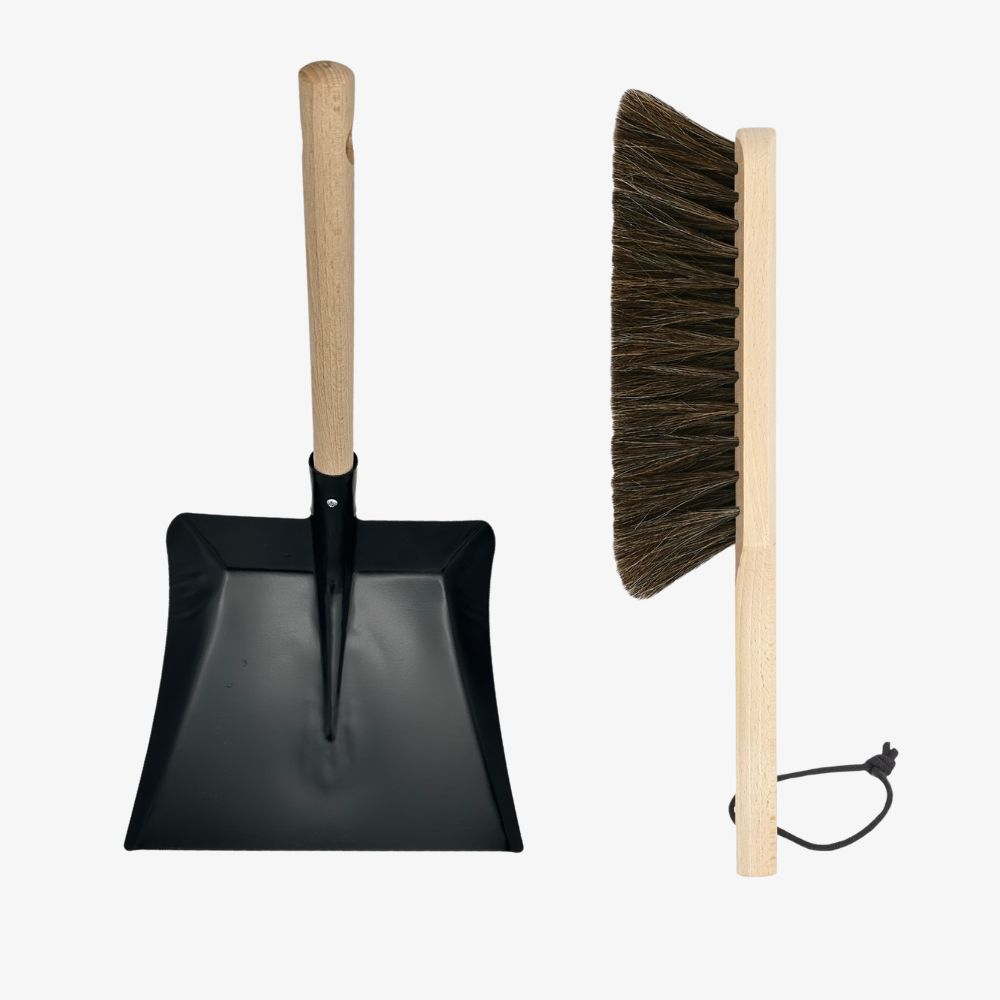 Outdoor ashwood hand brush - Small defect